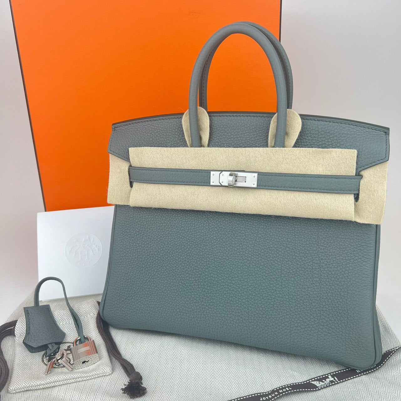 Birkin25 バーキン25 Vert amande ヴェールアマンド Togo トゴ PHW シルバー B刻 レディースバッグ ハンドバッグ