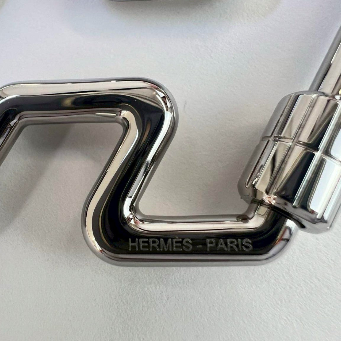 H too speed Hトゥ・スピード メタリック仕上げ: ステンレススティール