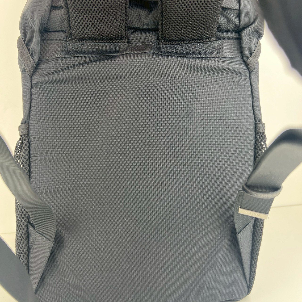 ミディアム トレッキング バックパック ナイロン ブラック シルバー金具