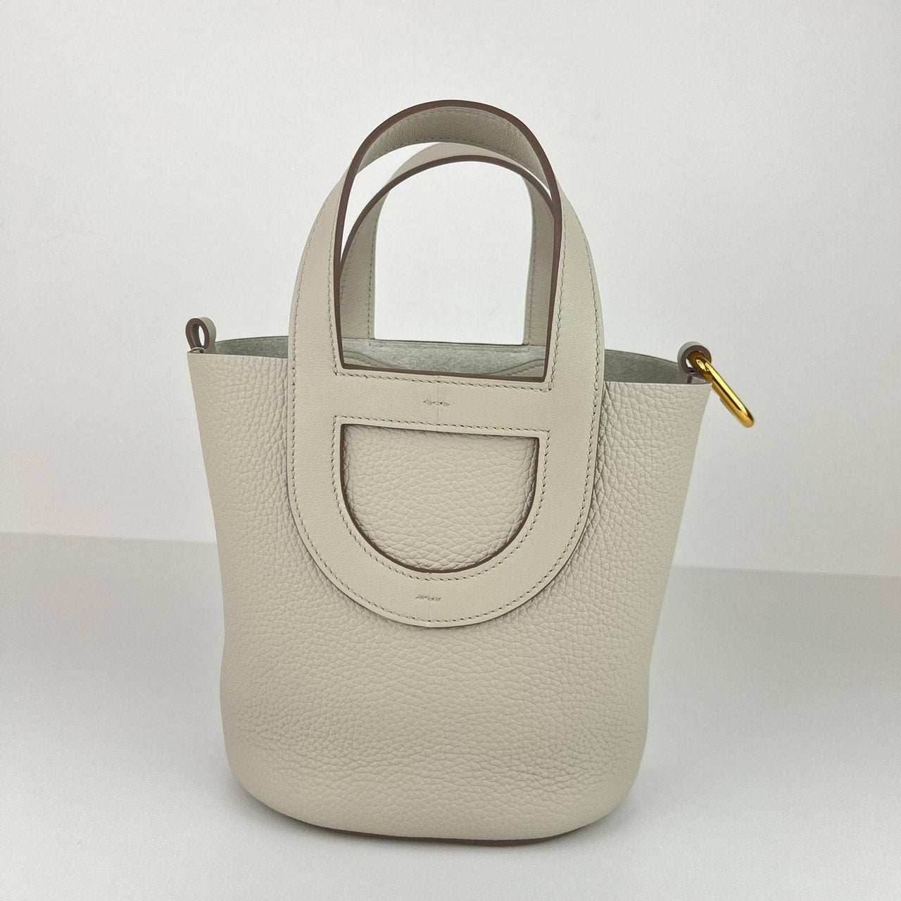 新品未使用　HERMES エルメス インザループ 23　IN THE ROOP 23 Craie クレ　GHW ゴールド金具 Clemance トリヨンクレマンス B刻印 Stamp-B ハンドバッグ　レディースバッグ