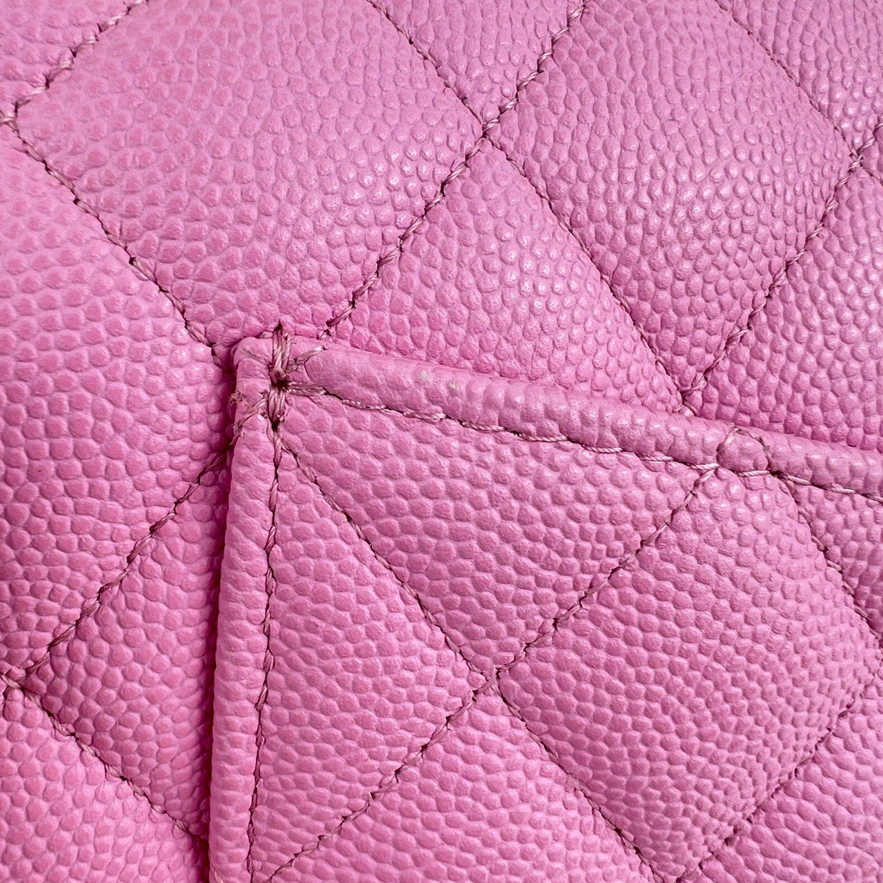 マトラッセ ダブルフラップ ダブルチェーンショルダー ピンク　パープル　Pink  Purple  GHW ゴールド金具 キャビアスキン　caviar skin A01112 ICチップ