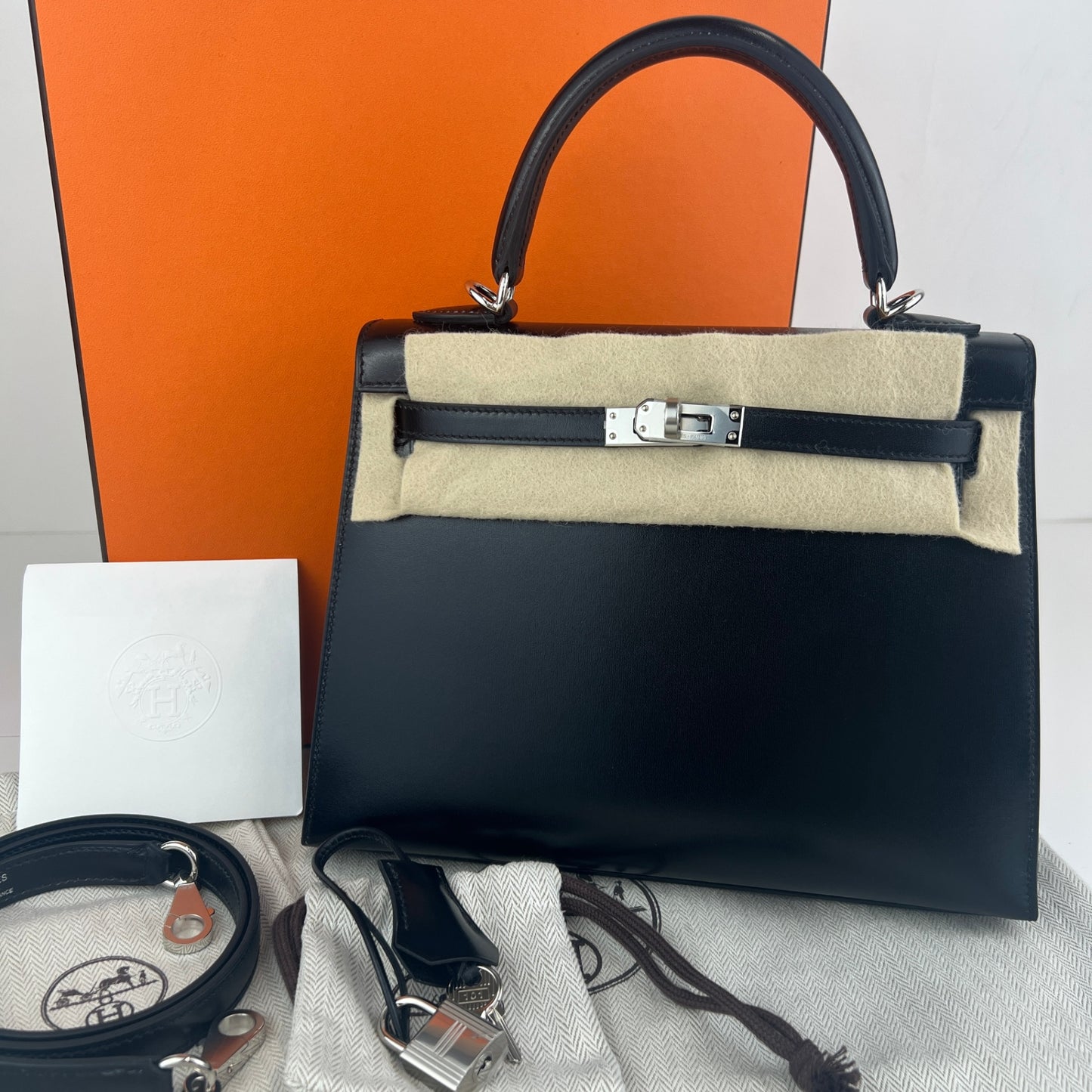 新品未使用 HERMES Birkin25 バーキン25 Black ブラック Boxcalf ボックスカーフ PHW シルバー金具 Stamp-K K刻印