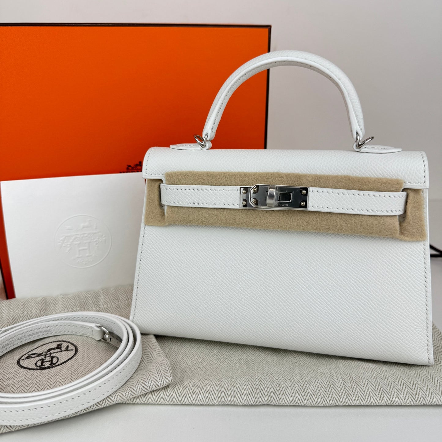 Mini kelly ミニケリー New white ニューホワイト Epsom エプソン PHW シルバー金具 Stamp-K K刻印