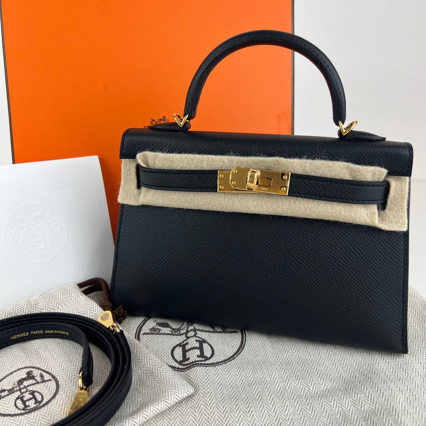Mini kelly ミニケリー Black ブラック GHW ゴールド金具 Stamp-W W刻
