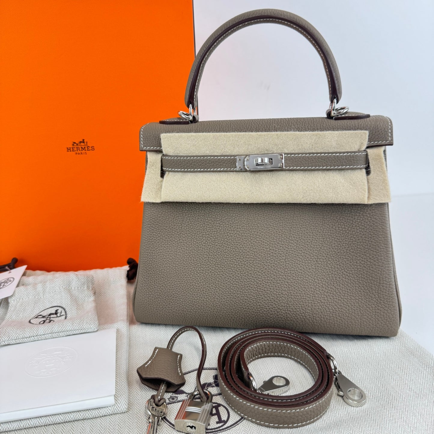 Kelly25 ケリー25 Etoupe エトープ Togo トゴ PHW シルバー金具 Stamp-K K刻印