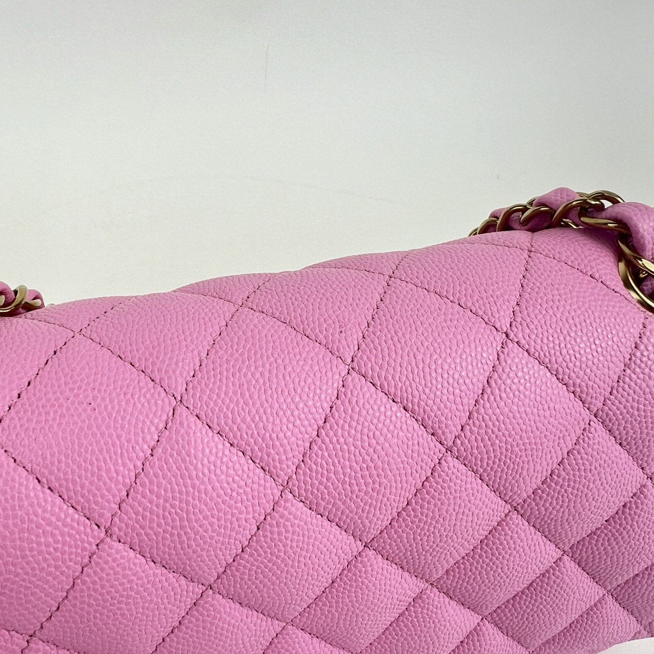 マトラッセ ダブルフラップ ダブルチェーンショルダー ピンク　パープル　Pink  Purple  GHW ゴールド金具 キャビアスキン　caviar skin A01112 ICチップ