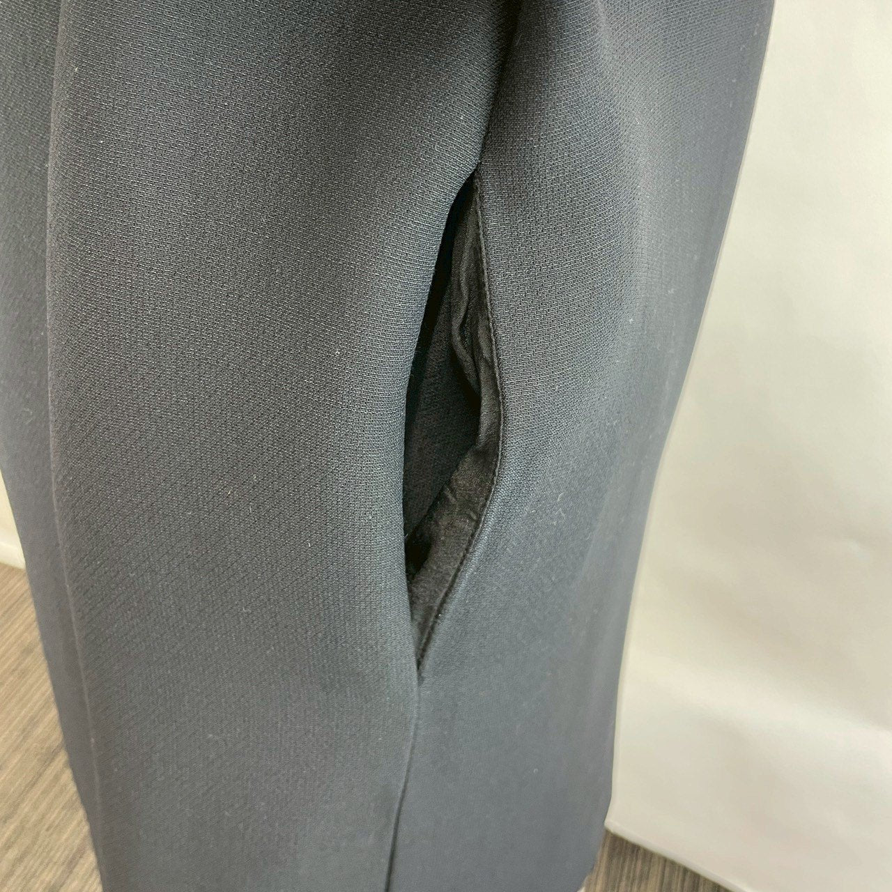 ワンピース 111R17A1166 ブラック ウール77% シルク23% サイズ34