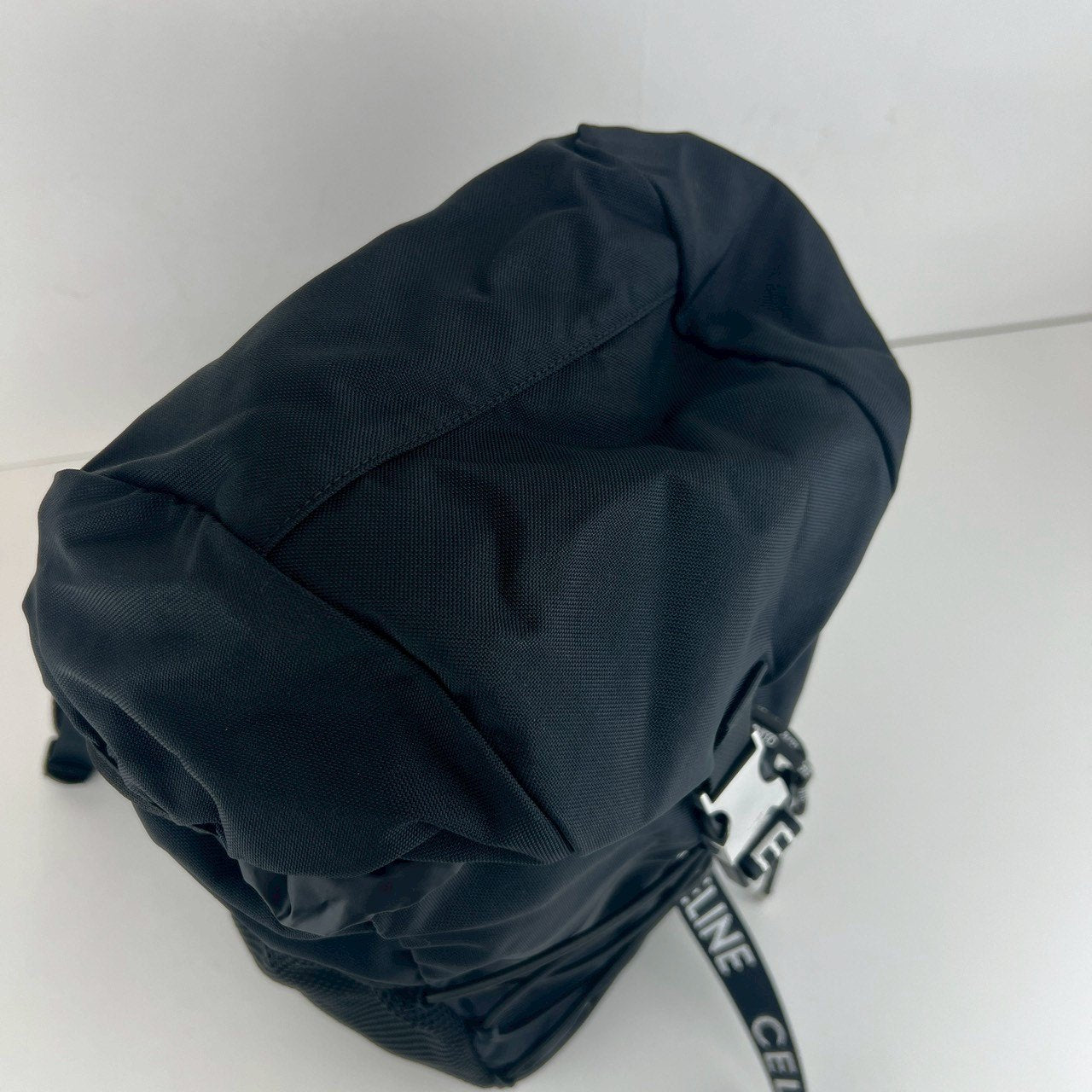 ミディアム トレッキング バックパック ナイロン ブラック シルバー金具