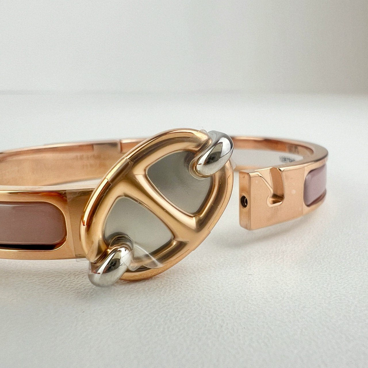 エナメルブレスレット ミニ・クリック/シェーヌ・ダンクル ローズ・ボーテ ゴールデンローズ