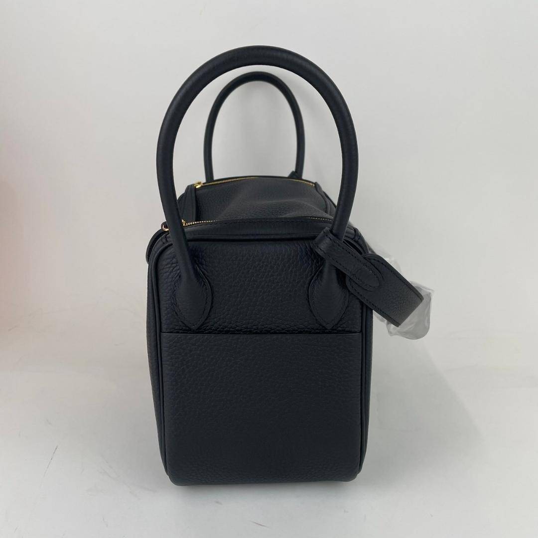 新品 HERMES エルメス Lindy26 リンディ26 Black ブラック Taurillon Clemence トリヨンクレマンス GHW ゴールド金具 B刻