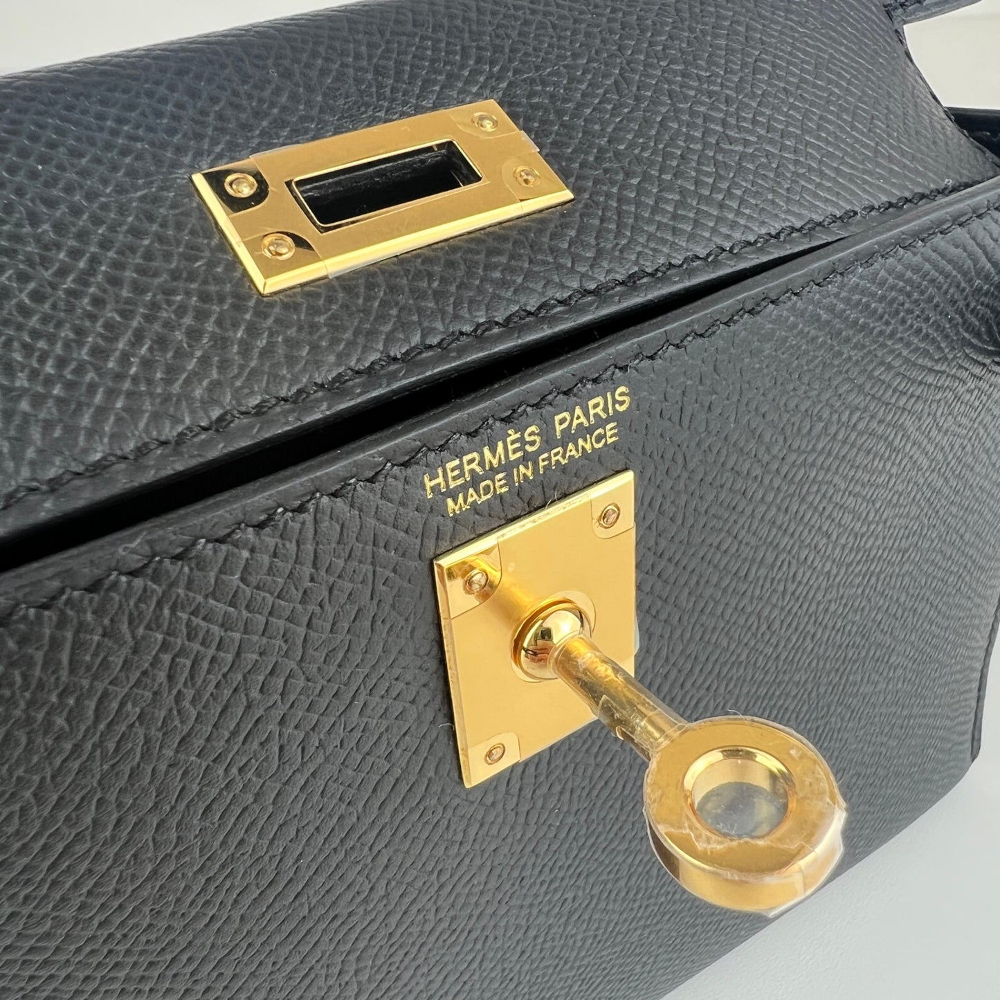 Mini kelly ミニケリー Black ブラック GHW ゴールド金具 Stamp-W W刻