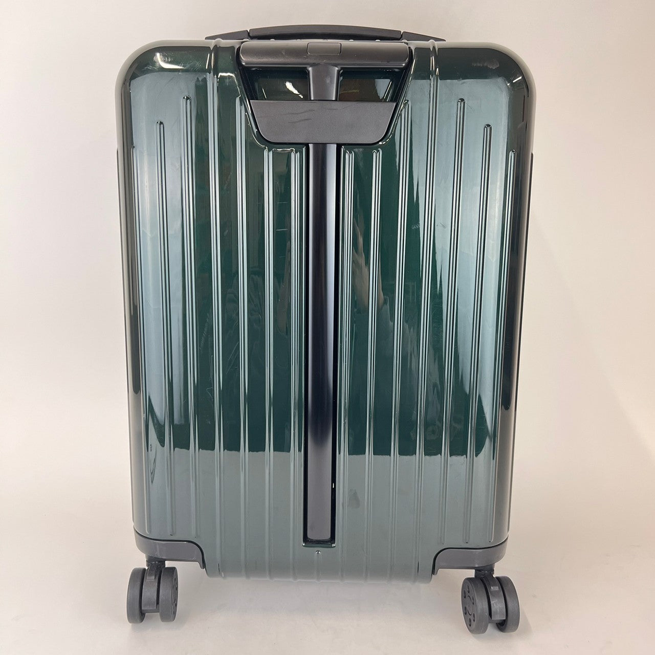 Essential Lite Cabin エッセンシャルライトキャビン 37L Green　グリーン　Polycarbonate　ポリカーボネート